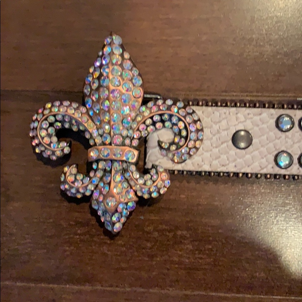 Leather belt
